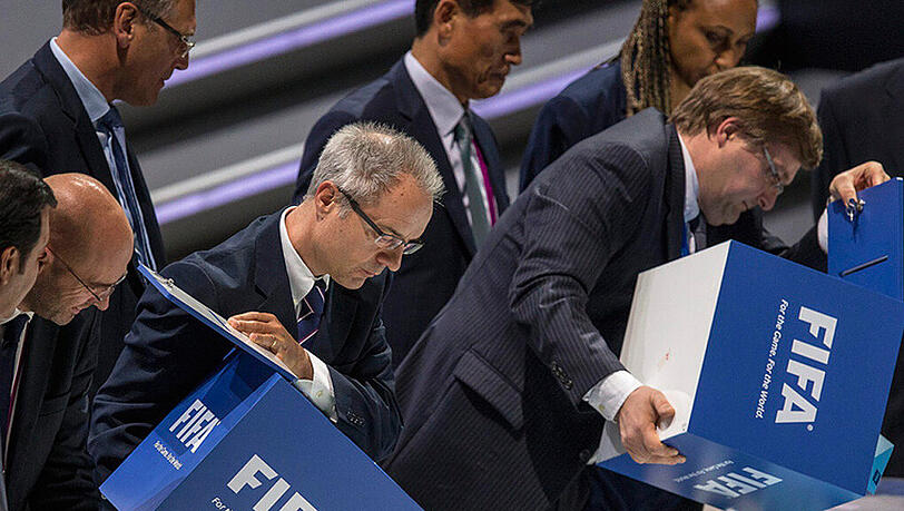 Joseph Blatter bekam im ersten Wahldurchgang nicht die erforderliche Zwei-Drittel-Mehrheit. (Symbolbild)