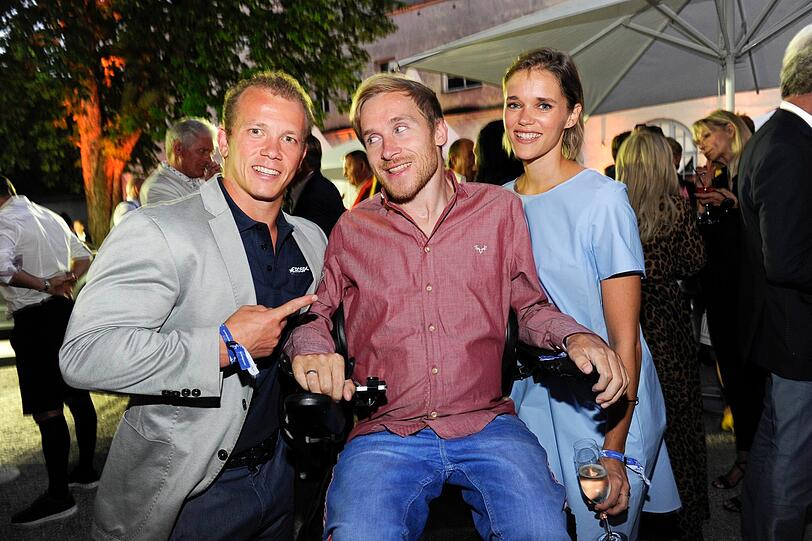 Fabian Hambüchen, Samuel Koch und Ehefrau Sarah Elena Timpe