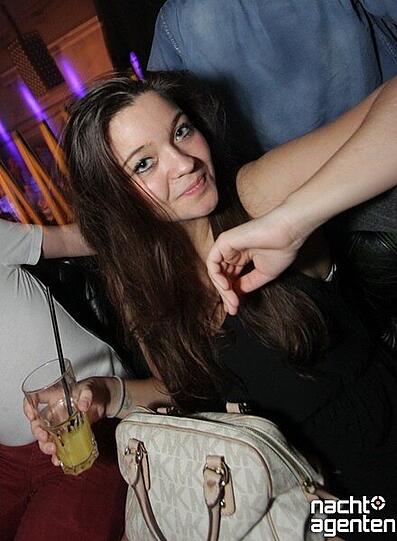 Am Freitag wurde im "Jack Rabbit" heiß ins Wochenende gefeiert. Mehr Bilder unter: href="http://www.nachtagenten.de/event/11.04.2014/jack-rabbit/imakeyourave-com.301219.html