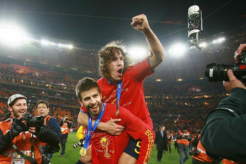 Torarmut: Mit acht Treffen in sieben Partien wurde Spanien 2010 Weltmeister &ndash; Minusrekord! Die Ergebnisse: 0:1, 2:0, 2:1, 1:0, 1:0, 1:0, 1:0 n.V.