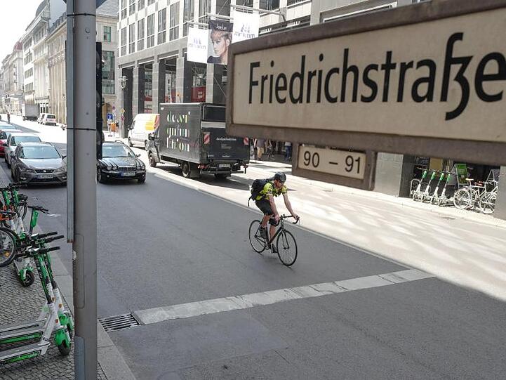 Zu den betroffenen Straßen zählen vor allem Abschnitte in der Innenstadt, darunter auch die Friedrichstraße.