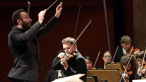 Kirill Petrenko und Frank Peter Zimmermann im Nationaltheater.
