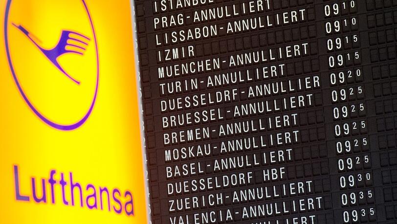 Die Gewerkschaft Ufo hat im Tarifkonflikt um die Flugbegleiter der Lufthansa der Airline eine Frist gesetzt. Nun könnte es wieder zu Streiks kommen. Die Gewerkschaft Ufo hat im Tarifkonflikt um die Flugbegleiter der Lufthansa der Airline eine Frist gesetzt. Nun könnte es wieder zu Streiks kommen.
