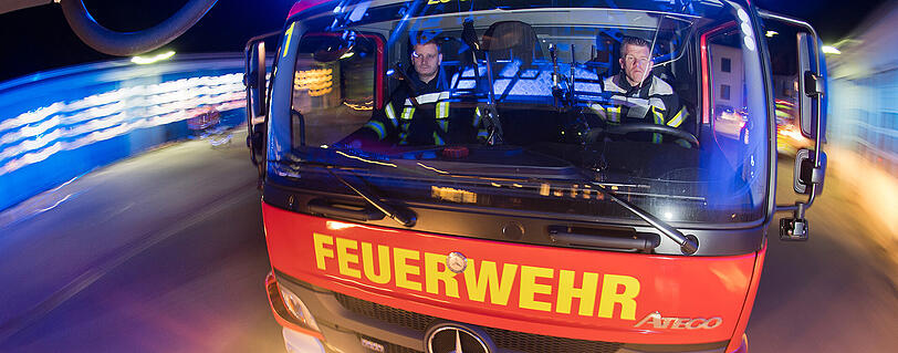 An der Tumblingerstraße hat ein Lkw gebrannt.(Symbolbild)
