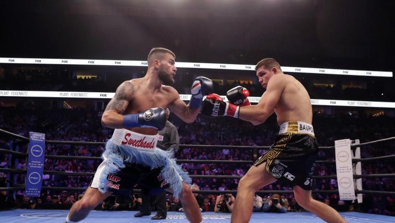 Vincent Feigenbutz (r) hat den WM-Kampf im Supermittelgewicht gegen Caleb Plant verloren. Vincent Feigenbutz (r) hat den WM-Kampf im Supermittelgewicht gegen Caleb Plant verloren.