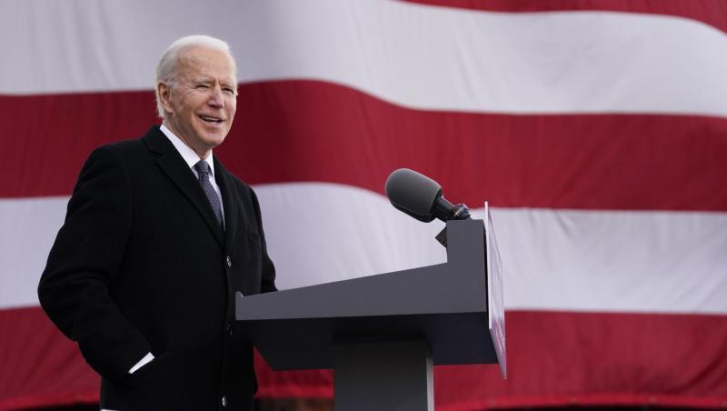 Der gewählten US-Präsident Joe Biden spricht im nach seinem Sohn benannten Major Joseph R. "Beau" Biden III National Guard/Reserve Zentrum.