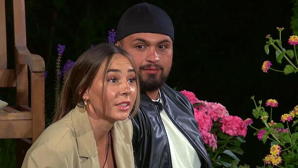 Alessia Herren pöbelte im "Sommerhaus der Stars" gern gegen ihre Konkurrenten. Ob sie auch Dschungelcamp für Ausraster sorgt? Alessia Herren pöbelte im "Sommerhaus der Stars" gern gegen ihre Konkurrenten. Ob sie auch Dschungelcamp für Ausraster sorgt?