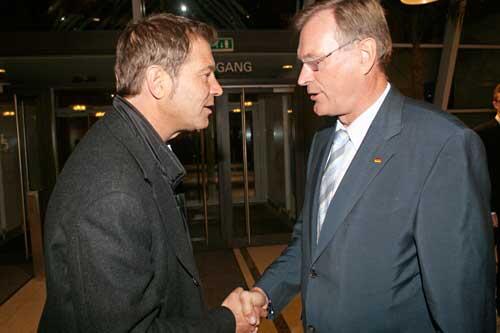 Axel Berg gratuliert Johannes Singhammer