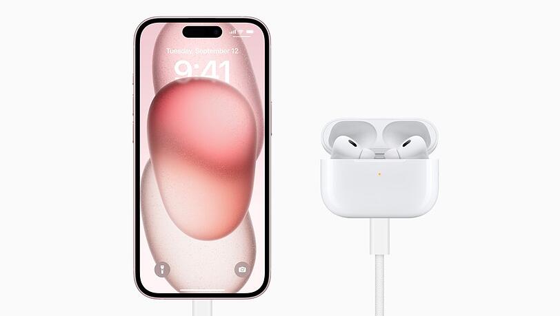 Nur im Verbund mit einem aktuellen iPhone mit iOS 17, am besten mit ein Gerät der 15. Generation, entfalten die neuen AirPods Pro ihre volle Leistung.