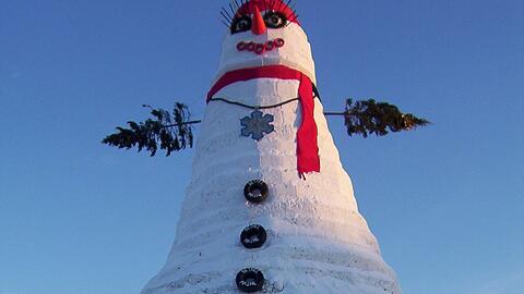Der höchste Schneemann.