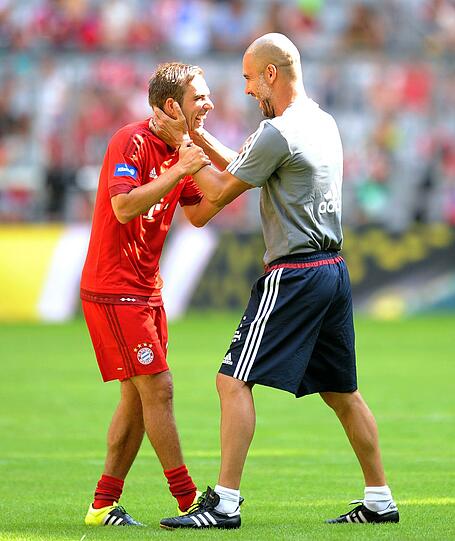 Die Bilder von der Teampresentation und dem anschließenden Showtraining des neuen FC Bayern-Kaders.
