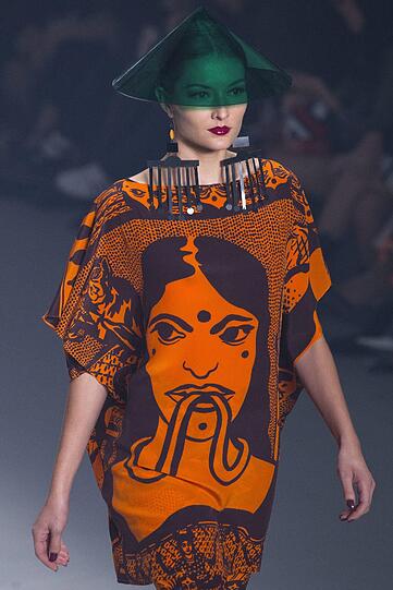 Gewagte Kleider und viel nackte Haut: Das ist die Fashion Week in Sao Paulo.