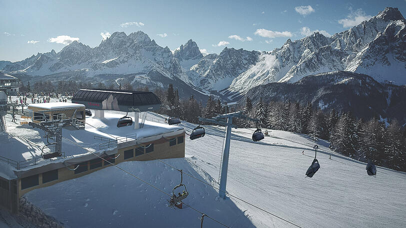 Ausbau im Südtiroler Skigebiet Drei Zinnen: Eine neue Sechser-Sesselbahn ersetzt den Doppelsessel an der Mittelstation.