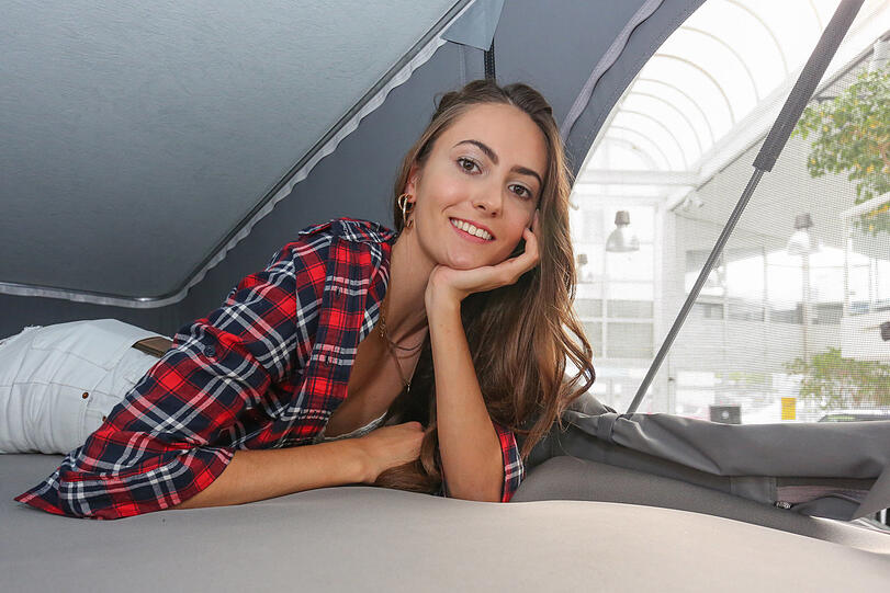 Ana Motto: "Für mich ist es wichtig, sich auf die positiven Dinge im Leben zu konzentrieren. Denn nur so kann man glücklich sein und im Einklang mit der Welt bleiben." Hobbys: Basketball, Schwimmen