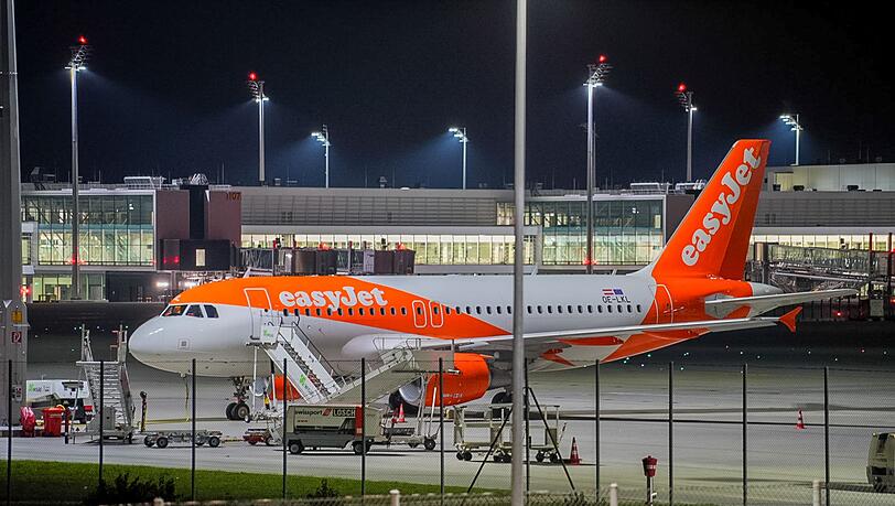 Der britische Billigflieger Easyjet könnte von einem US-Investor übernommen werden. Der britische Billigflieger Easyjet könnte von einem US-Investor übernommen werden.