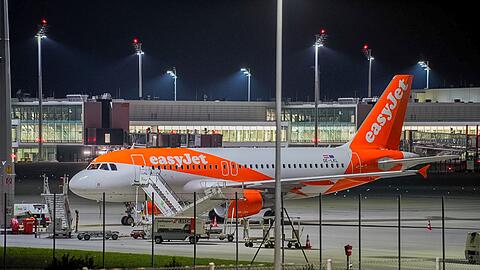 Der britische Billigflieger Easyjet k&ouml;nnte von einem US-Investor &uuml;bernommen werden.