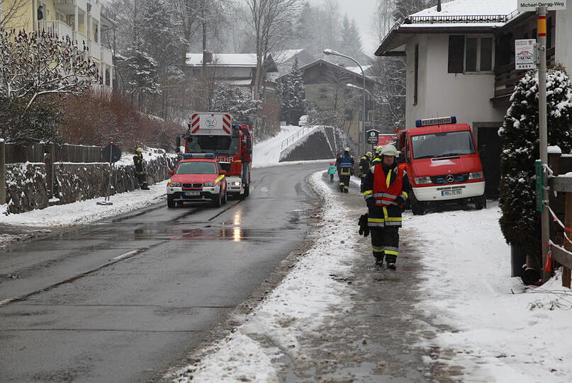 Weitere Bilder des umgestürzten Baukrans in Tegernsee