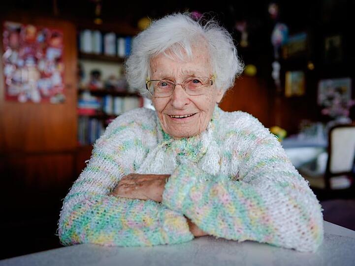 Die 100-jährige Lisel Heise hat im pfälzischen Kirchheimbolanden den Sprung in den Stadtrat geschafft.