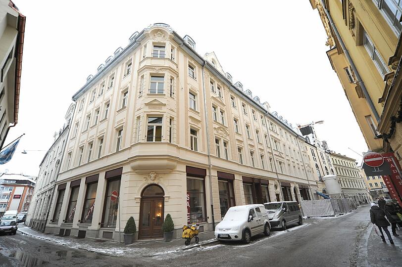 Saniert: Das Neobarock-Gebäude in der Hackenstraße 4. Es wurde 1892 erbaut. Hier sind jetzt zwölf neue Wohnungen entstanden. Hofstatt Hackenstraße