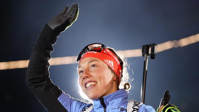 Laura Dahlmeier wurde unter großem Jubel in der Veltins Arena auf Schalke verabschiedet. Laura Dahlmeier wurde unter großem Jubel in der Veltins Arena auf Schalke verabschiedet.
