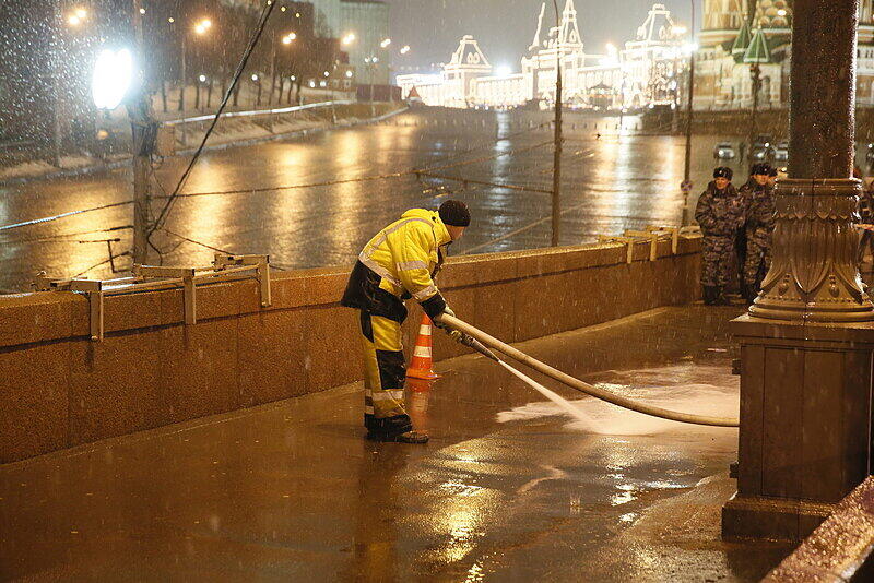 Auf der großen Moskwa-Brücke am Kreml wurde Nemzow von hinten erschossen.