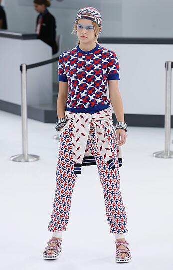 Chanel präsentiert seine neueste Kollektion in Paris