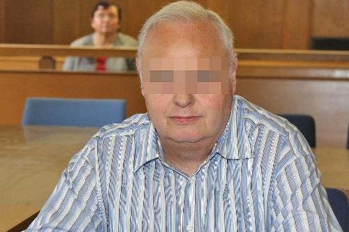Der ehemalige Bankangestellte Klaus H. legte zahllose Anleger herein. Gestern wurde er zu vier Jahren Haft verurteilt.