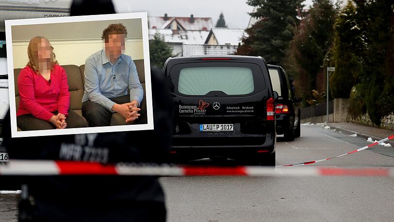 Zwei Leichenwagen halten vor dem Anwesen der Familie in Schnaittach. Dort sollen Stephanie und Ingo P. (kl. Bild) Elfriede und Peter P. umgebracht und eingemauert haben. Die beiden Tatverdächtigen sitzen in Untersuchungshaft. Zwei Leichenwagen halten vor dem Anwesen der Familie in Schnaittach. Dort sollen Stephanie und Ingo P. (kl. Bild) Elfriede und Peter P. umgebracht und eingemauert haben. Die beiden Tatverdächtigen sitzen in Untersuchungshaft.