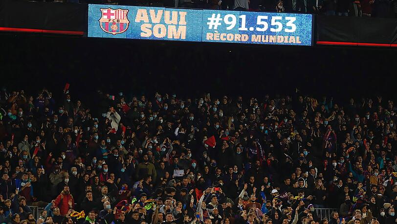 91.553 Menschen waren in Barcelona im Stadion.