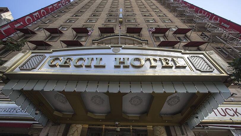 Das Cecil Hotel in Los Angeles – auch hier hat sich ein True Crime Fall ereignet. Netflix hat ihn aufgearbeitet. Das Cecil Hotel in Los Angeles – auch hier hat sich ein True Crime Fall ereignet. Netflix hat ihn aufgearbeitet.
