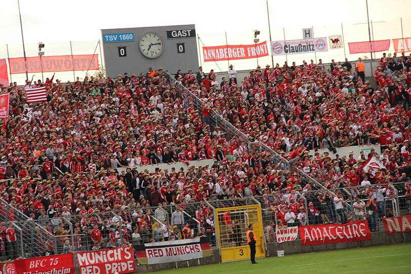 Weitere Bilder vom Amateurderby aus dem Grünwalder Stadion.