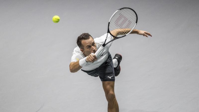 Philipp Kohlschreiber hat sein Einzel gegen Großbritannien verloren. Philipp Kohlschreiber hat sein Einzel gegen Großbritannien verloren.