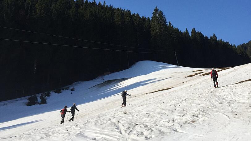 Skitour am Spitzingsee. (Archivbild) Skitour am Spitzingsee. (Archivbild)