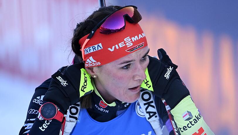 Denise Herrmann aus Deutschland im Ziel.