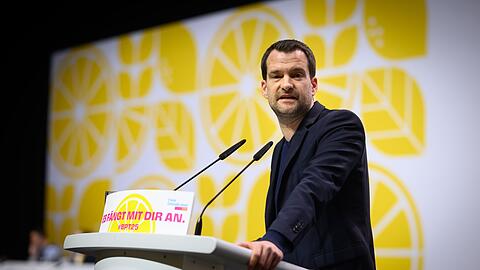 FDP-Vize Johannes Vogel sieht Partei in existenzbedrohender Lage.