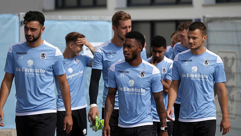 Auf geht's für die Löwen zum Trainingsauftakt.