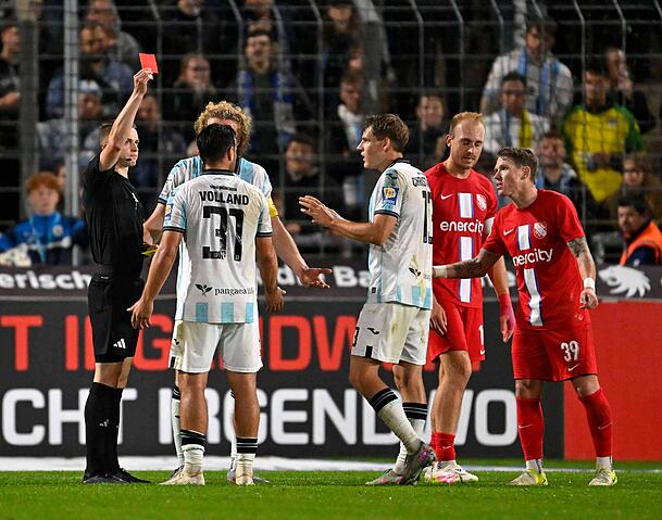 Kassierte schon zwei Ampelkarten in dieser Saison: Kevin Volland.