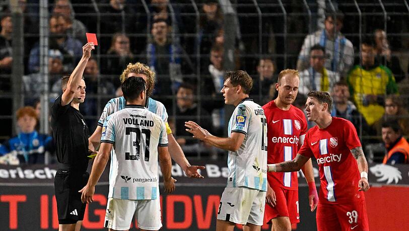 Kassierte schon zwei Ampelkarten in dieser Saison: Kevin Volland.
