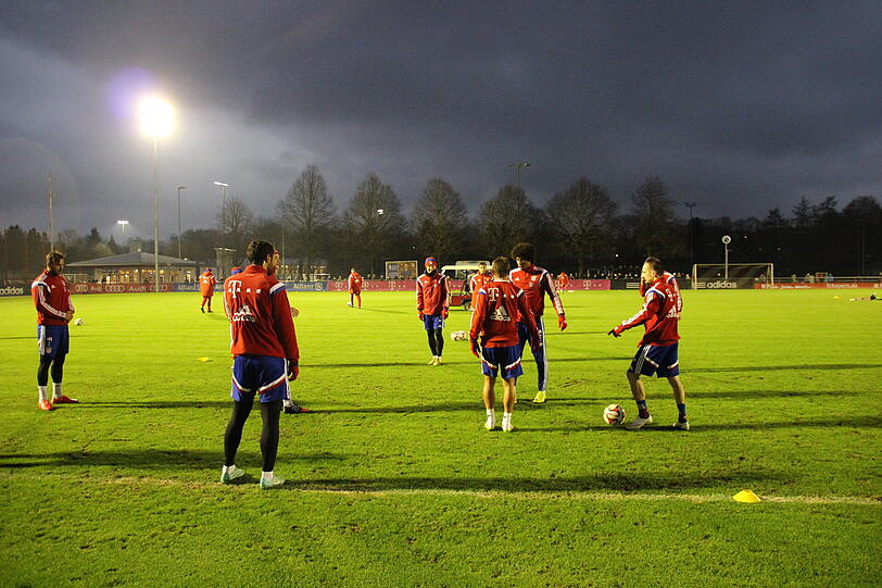 Vorbereitungen für die Rückrunde: Der FC Bayern startet ins Training. Die AZ war dabei. Die Bilder...