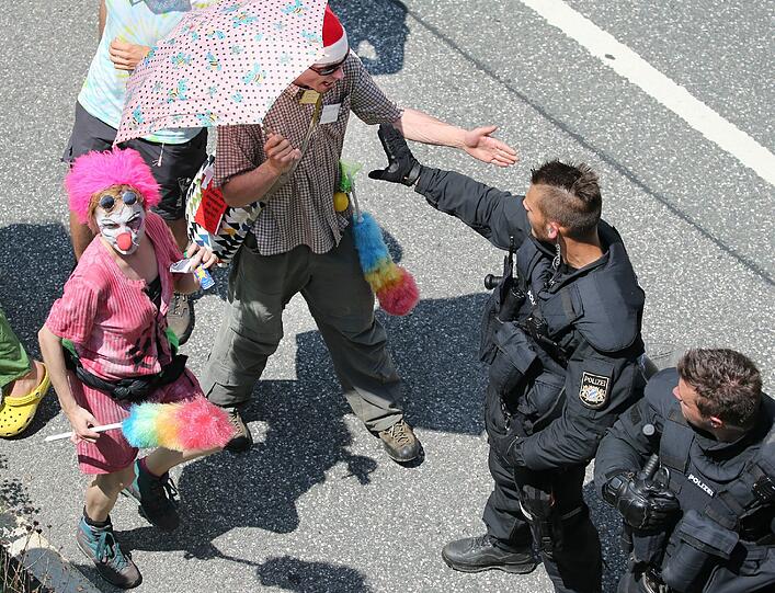 Die Bilder von der Demonstration in Garmisch.