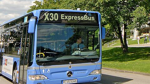 Entlastung für die City &ndash; Die neue Express-Linie soll den Fahrgästen den Weg über die Innenstadt ersparen und die U-Bahn entlasten.