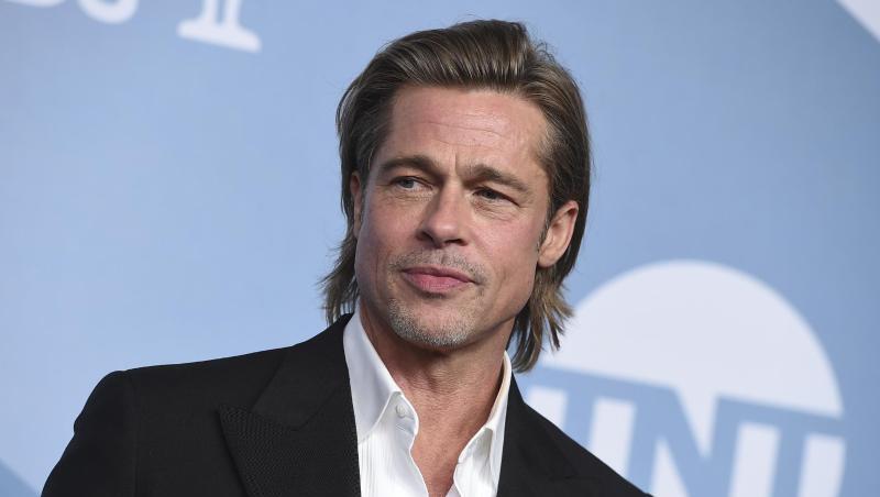 Brad Pitt hat einen SAG Award als bester Nebendarsteller bekommen. Brad Pitt hat einen SAG Award als bester Nebendarsteller bekommen.