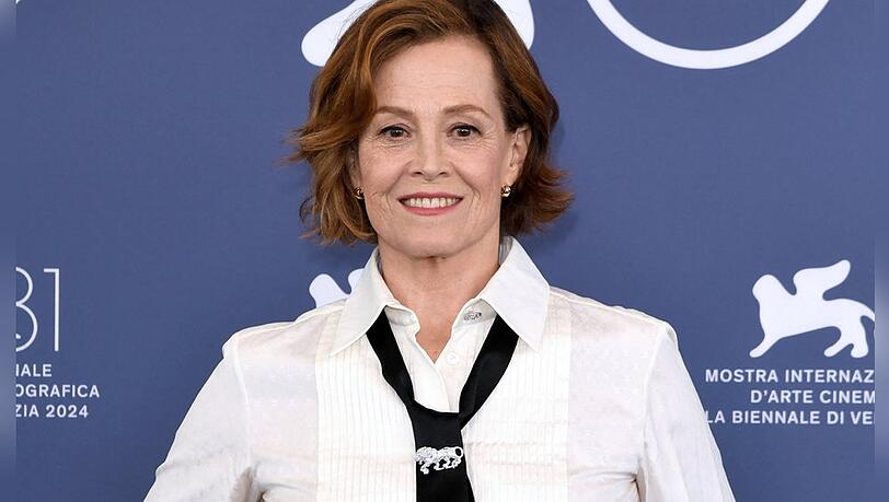 Sigourney Weaver bei einem Fototermin auf den 81. Filmfestspielen von Venedig.