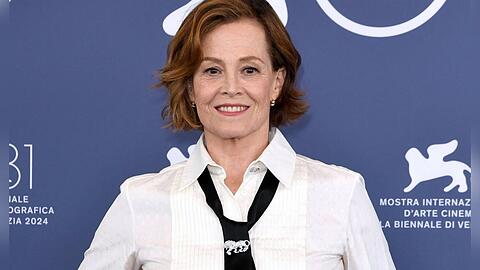 Sigourney Weaver bei einem Fototermin auf den 81. Filmfestspielen von Venedig.