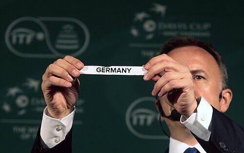 Die deutschen Tennis-Herren treten in der ersten Runde des Davis Cups 2016 Tschechien an.