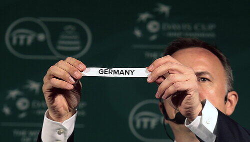 Die deutschen Tennis-Herren treten in der ersten Runde des Davis Cups 2016 Tschechien an. Die deutschen Tennis-Herren treten in der ersten Runde des Davis Cups 2016 Tschechien an.