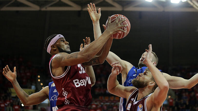 Devin Booker war mit 15 Punkten bester Werfer des FC Bayern.