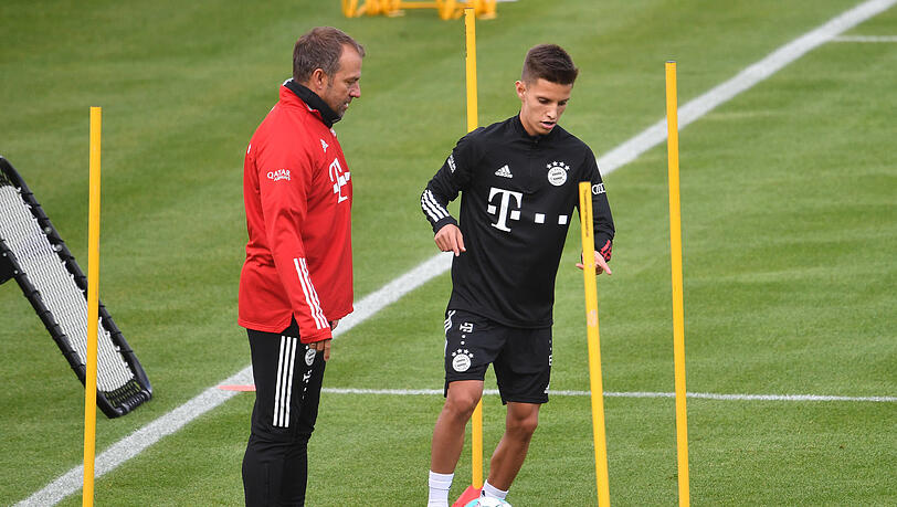 Vertrauensverhältnis: Flick (l.) und Talent Dantas. Vertrauensverhältnis: Flick (l.) und Talent Dantas.