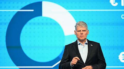 Bosch-Finanzchef Forschner erkl&auml;rte die Zahlen des Konzerns.