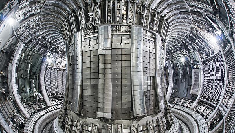 Die Fusionsanlage Jet in Großbritannien hat einen neuen Weltrekord der Energieerzeugung aufgestellt.